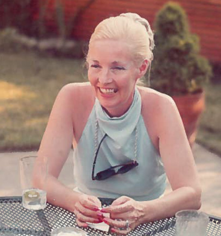 Lois Insolia